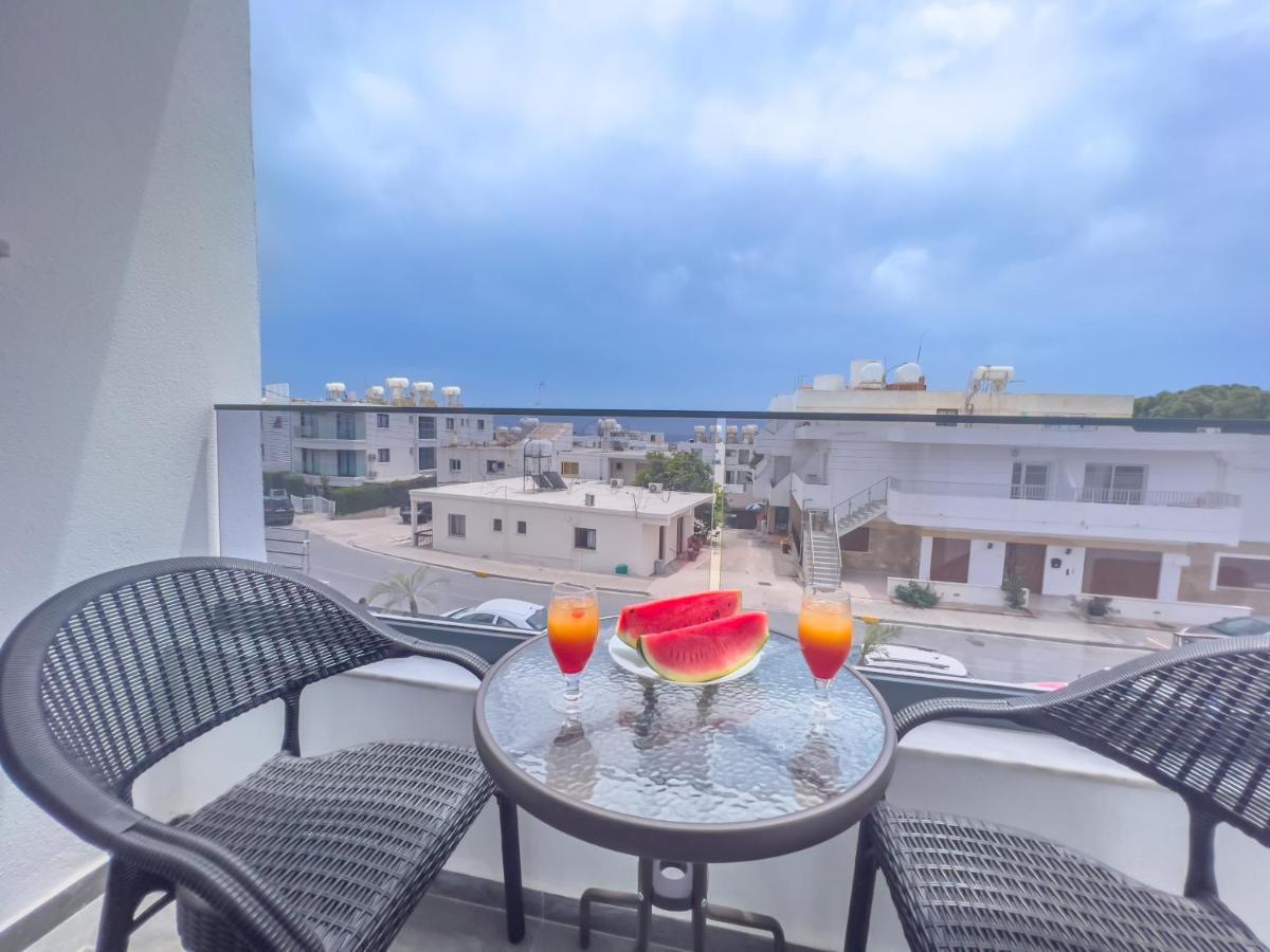Giorgis Luxury Apartments أيا نابا المظهر الخارجي الصورة